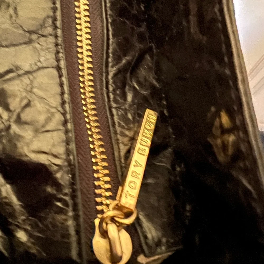 Tory Burch Satchel. Large. Black. Leather18” W by 9.5”H.4” Depth. 8” Bag Handle. - Picture 5 of 15